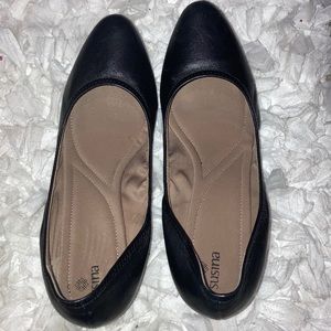 Black wedged Flats *lightly worn